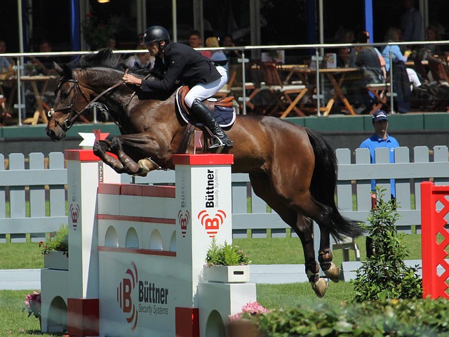 走到悬崖边 走到悬崖边